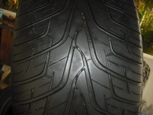 ขายยางฮันคุก275/45/20ราคาถูก