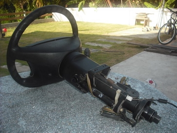 ขายพวงมาลัยพร้อมสวิซต์ยกเลี้ยวและรางหัวฉีดเบ็นซ์c220 ขายพวงมาลัยพร้อมสวิซต์ยกเลี้ยวและรางหัวฉีดเบ็นซ์c220