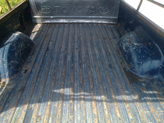 ไมตี้ปี96สภาพดีสีเต็มเครื่องดี 2Lเดิมๆ(ลืมถ่ายห้องเครื่อง)ช่วงล่างดีแอร์เย็นตะเข็บเดิมๆ(มีผุบ้างตามรูป ถ้าล้างสีจะสวย)คานหน้ามีตัวเลข