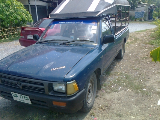 ไมตี้ปี96สภาพดีสีเต็มเครื่องดี 2Lเดิมๆ(ลืมถ่ายห้องเครื่อง)ช่วงล่างดีแอร์เย็นตะเข็บเดิมๆ(มีผุบ้างตามรูป ถ้าล้างสีจะสวย)คานหน้ามีตัวเลข