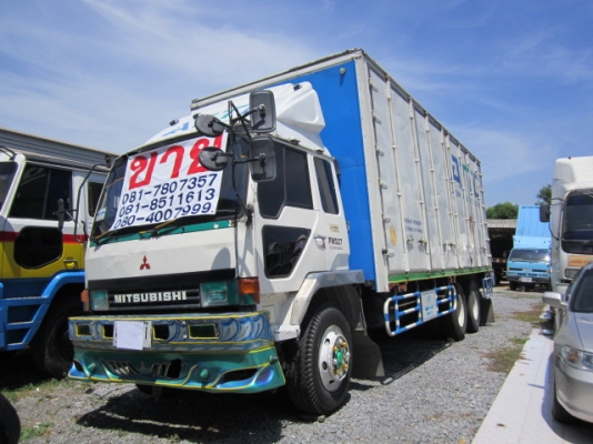 10 ล้อตู้ 10 บาน / มิตซู / 190 แรง