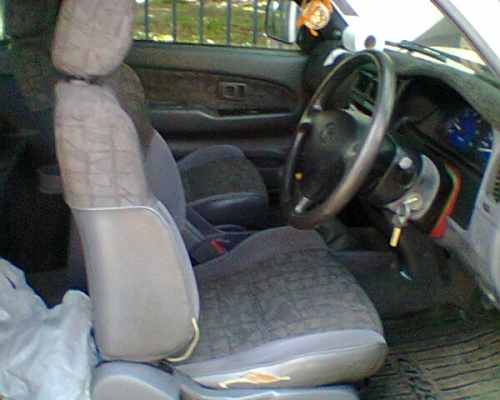 ขายD4Dรุ่นEปี2001 รถบ้านฝากบางเดิมๆ