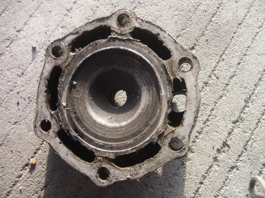 ขายเสื้อ+ฝาสูบ 600 บาท