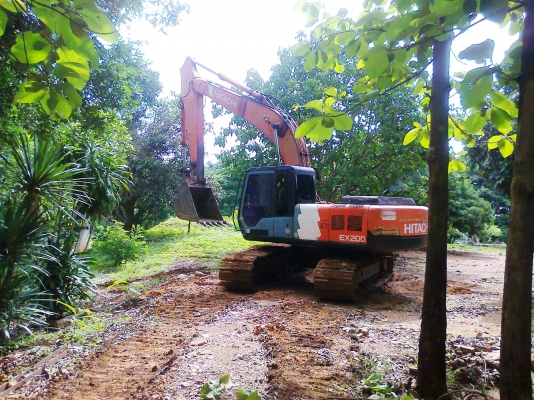 ขาย รถแบคโฮ HITACHI EX200-3 รถสวย พร้อมใช้งาน ขายเพราะไม่มีงาน.