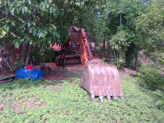 ขาย รถแบคโฮ HITACHI EX200-3 รถสวย พร้อมใช้งาน ขายเพราะไม่มีงาน.