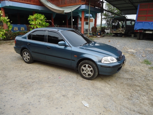 ขายคับ CIVIC  ตาโต  ดิสเบรก 4 ล้อ เครื่องยนต์ดีแน่น แก๊ส หัวฉีด LPG ประหยัดคับ