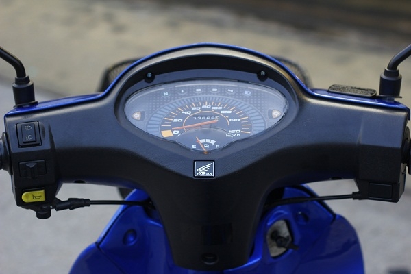 ขาย wave 125R ปี 50 สวยๆ กุญแจใหญ่