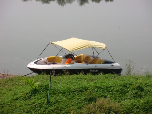 ขายเรือเจ็ทโบ๊ท (jet boat) สภาพสวย ราคาถูก สนใจติดต่อ 0861615197