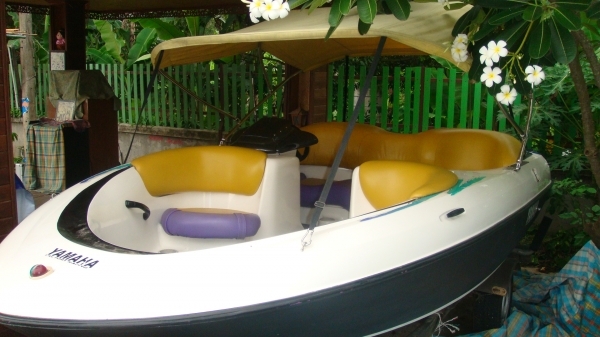 ขายเรือเจ็ทโบ๊ท (jet boat) สภาพสวย ราคาถูก สนใจติดต่อ 0861615197 ขายเรือเจ็ทโบ๊ท (jet boat) สภาพสวย ราคาถูก สนใจติดต่อ 0861615197