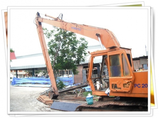 ขายรถแบคโฮหลายขนาด หลายยี่ห้อ