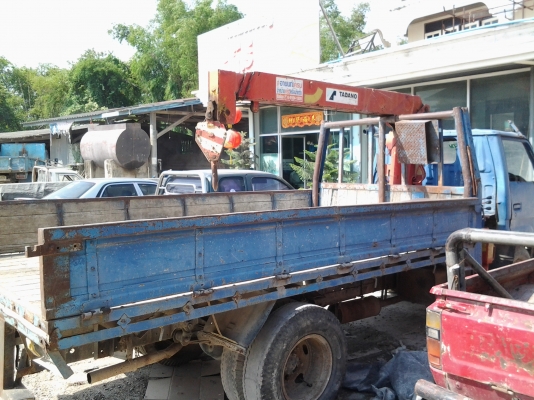 โตโยต้า ไดน่า  เครน  TADANO รถห้าง ใช้งานได้ปรกติ แจ้ง ม.89