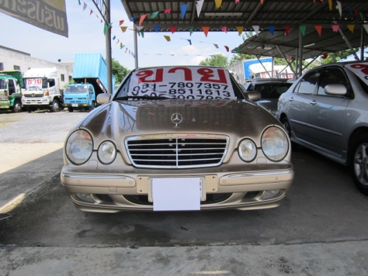 BENZ E240 / ซันลู๊ป /