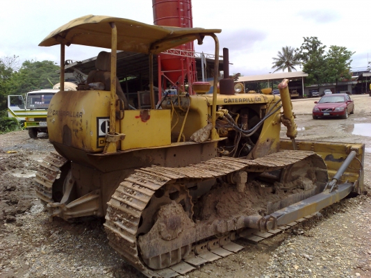 ขายถูกรถแทรคเตอร์ CAT D4D ตีนไก่ฝาบาง ราคา 225000 บาท เครื่องดีโซ่หนาเอกสารใบส้ญญาซื้อขาย