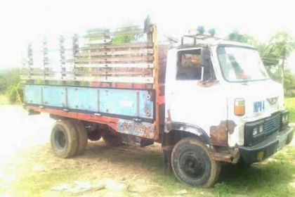 หกล้อKM 310(  6สูบ เครื่อง90แรง )รถพร้อมใช้งานเอกสารทะเบียนพร้อม