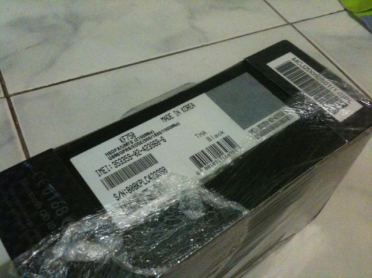 ขายโทรศัพท์พร้อมใช้ของใหม่  LG KF750 ครบยกกล่อง