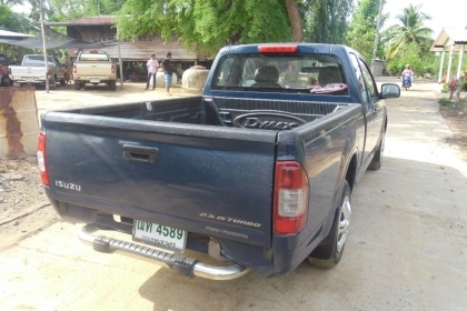 รถกระบะDMAX 2500เทอร์โบ รถสวยพร้อมใช้เอกสารทะเบียนพร้อม ปี่2547