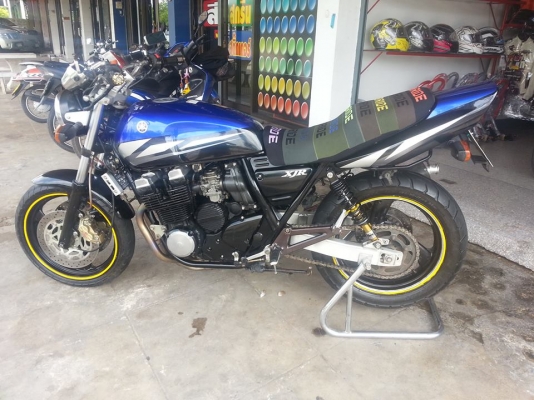 XJR400 ทะเบียน เอกสารครบ พร้อมท่อฟูล ทั้งเส้นสภาพสวยเลยพร้อมใช้ เปิดราคา 79,000