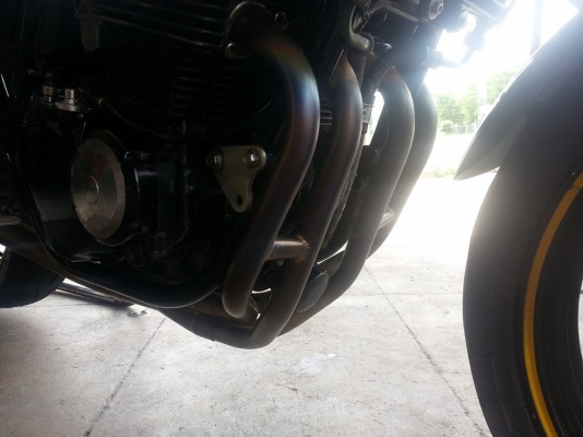 XJR400 ทะเบียน เอกสารครบ พร้อมท่อฟูล ทั้งเส้นสภาพสวยเลยพร้อมใช้ เปิดราคา 79,000