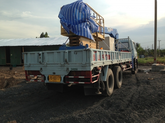 ขายรถบรรทุก10ล้อติดเครน 5 ตัน