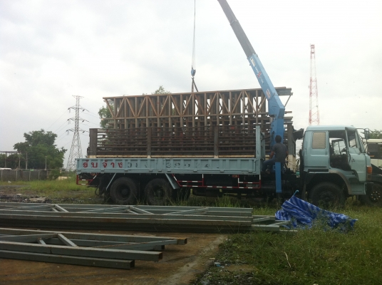 ขายรถบรรทุก10ล้อติดเครน 5 ตัน