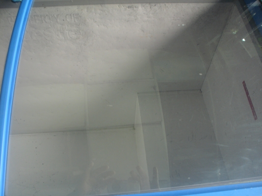 ตู้แซ่สภาพดี เดิมเป็นตู้ไอติม รับประกันเย็นปกติ ขายถูก3800บาท