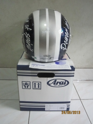 ขายหมวก  Arai hyper T kenny