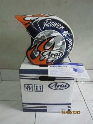 ขายหมวก  Arai hyper T kenny