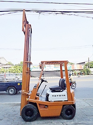 ขายรถยกโตโยต้า 1 ตัน เครื่องดีเซล กระบอกคู่ เสาสูง 3 เมตร พวงมาลัยเพาเว่อร์ สีเดิมจากนอก นำเข้าจากญี่ปุ่น ใช้งานได้ทันที ขายรถยกโตโยต้า 1 ตัน เครื่องดีเซล กระบอกคู่ เสาสูง 3 เมตร พวงมาลัยเพาเว่อร์ สีเดิมจากนอก นำเข้าจากญี่ปุ่น ใช้งานได้ทันที