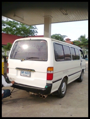 รถตู้หัวจรวด สภาพดี สวยมาก แอร์เย็นช่ำสุดๆ