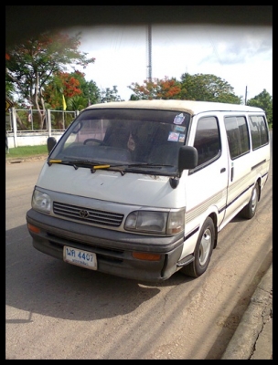 รถตู้หัวจรวด สภาพดี สวยมาก แอร์เย็นช่ำสุดๆ