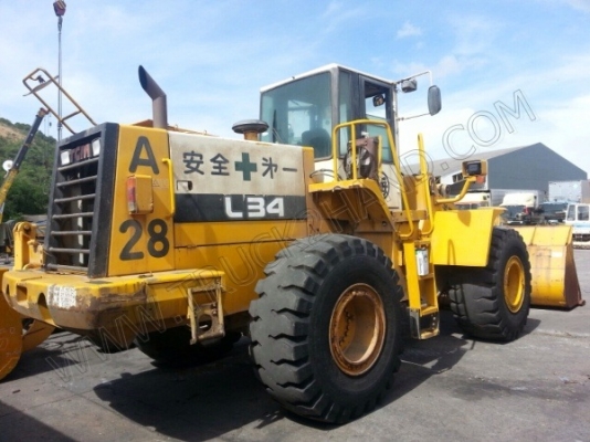 รถตักล้อยาง ยี่ห้อ TCM L34