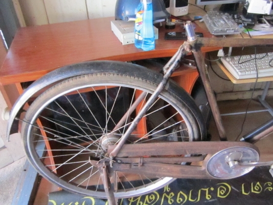 ลดราคาตี่พิจิตร//ขาย จักรยานโบราณ humber 28 ชาย