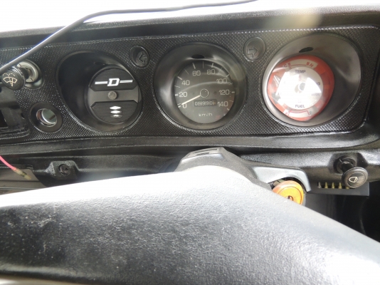 ขายช้างเหยียบ 4ขอสภาพดีสีสวยชุดโอนพร้อม.....