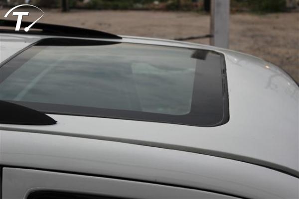 ขาย 2004 MAZDA TRIBUTE 3.0 V6 สีขาว เจ้าของขายเอง มีsunroof