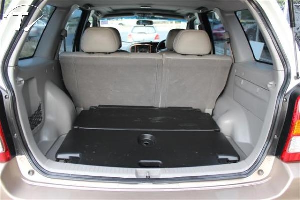 ขาย 2004 MAZDA TRIBUTE 3.0 V6 สีขาว เจ้าของขายเอง มีsunroof