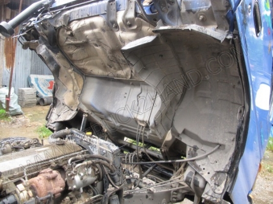 รถบรรทุก 6 ล้อติดเครน ยี่ห้อ ISUZU รุ่น NPR 130 แรงม้า รถบรรทุก 6 ล้อติดเครน ยี่ห้อ ISUZU รุ่น NPR 130 แรงม้า