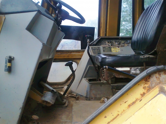 ขายด่วน..รถตักหน้าขุดหลัง CAT 428B รถสวย พร้อมใช้งาน มีแอร์เย็นฉ่ำ มีทะเบียน.