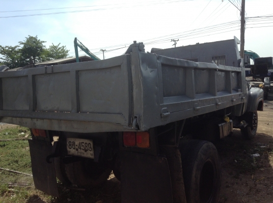 6 ล้อดั้ม izuzu  สภาพพร้อมใช้งาน