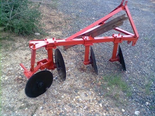 ขายผาน  3   ใบ 16 นิ้ว  ใช้กับรถไถ  15 - 24  แรง ครับ