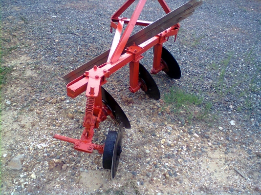 ขายผาน  3   ใบ 16 นิ้ว  ใช้กับรถไถ  15 - 24  แรง ครับ