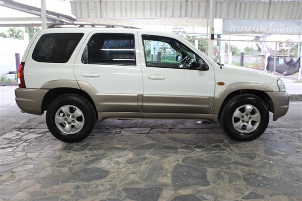 ขาย 2004 MAZDA TRIBUTE 3.0 V6 สีขาว เจ้าของขายเอง มีsunroof ขาย 2004 MAZDA TRIBUTE 3.0 V6 สีขาว เจ้าของขายเอง มีsunroof