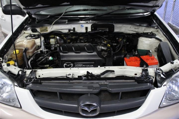 ขาย 2004 MAZDA TRIBUTE 3.0 V6 สีขาว เจ้าของขายเอง มีsunroof ขาย 2004 MAZDA TRIBUTE 3.0 V6 สีขาว เจ้าของขายเอง มีsunroof