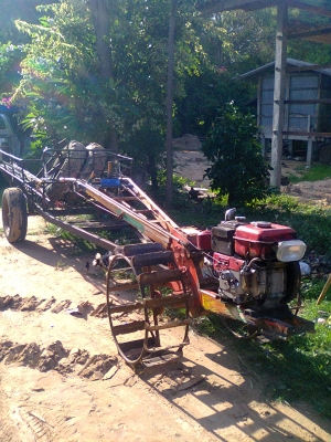 ขายรถไถนาเดินตาม คูโบต้า8.0แรงพร้อมอุปกรณ์ครบชุด