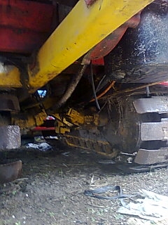 ขายรถเกี่ยวข้าว กระทิงเปลี่ยว พร้อมเทเลอร์ลาก 390000บาท