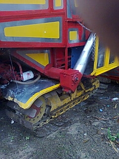 ขายรถเกี่ยวข้าว กระทิงเปลี่ยว พร้อมเทเลอร์ลาก 390000บาท