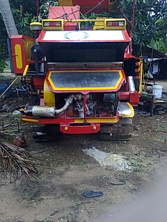 ขายรถเกี่ยวข้าว กระทิงเปลี่ยว พร้อมเทเลอร์ลาก 390000บาท