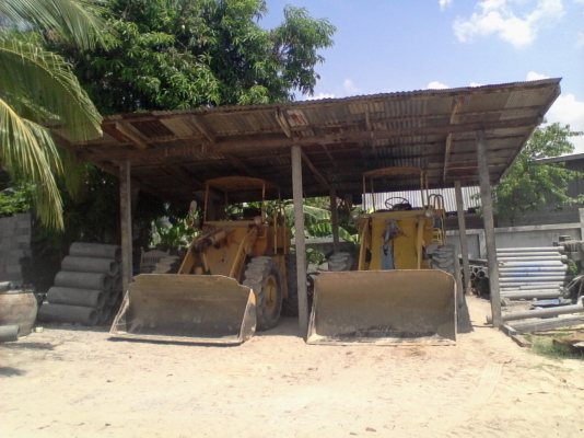 รถตัก JH30 KOMATSU มี 2 คัน (บุรีรัมย์)