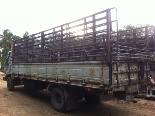 ISUZU FRR เครื่อง 175 แรงม้า ช่วงล่างใหญ่ เบรกทิฟฟี่ เครื่องดี คัสซีสวย ทะเบียนพร้อมโอน