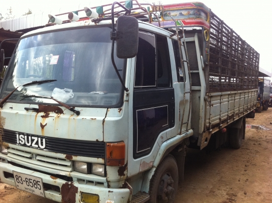 ISUZU FRR เครื่อง 175 แรงม้า ช่วงล่างใหญ่ เบรกทิฟฟี่ เครื่องดี คัสซีสวย ทะเบียนพร้อมโอน