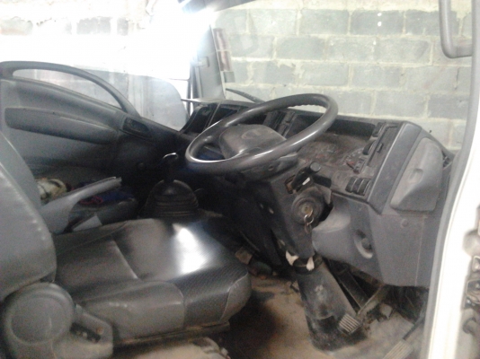 ISUZU NMR 130 ดั๊มปี 52 เครื่องดี คัสซีสวย เอกสารครบพร้อมโอน